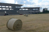 Jedinstvo ugašeno, Gradski stadion u Brčkom strnjište!