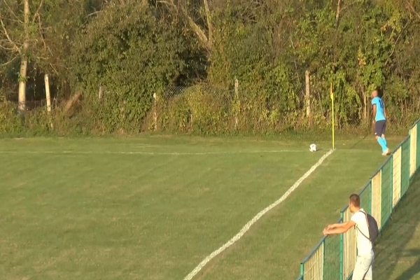 Kada go kosi osnovne zakone fizike